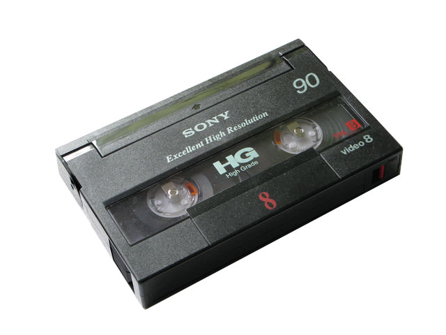 Convert Hi8 to digital (flash memory included)